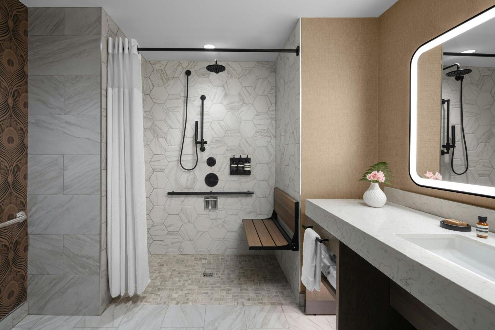 The Dorian, Autograph Collection Hotel YYC Екстериор снимка